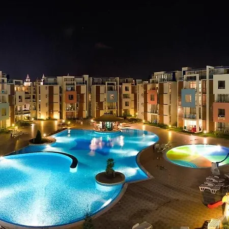 شقة ❤spacious Studio W Kitchen Near Cacao❤beach❤iw❤ *